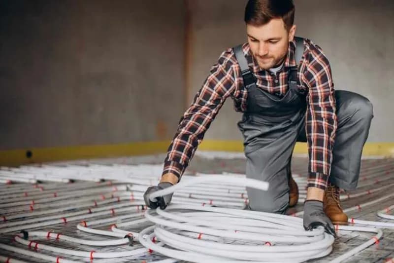 Construcción y reparación de calefacción por suelo radiante
