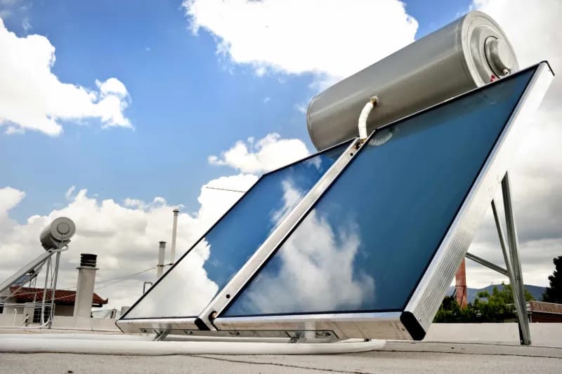 Calentadores de agua solares: entrega e instalación